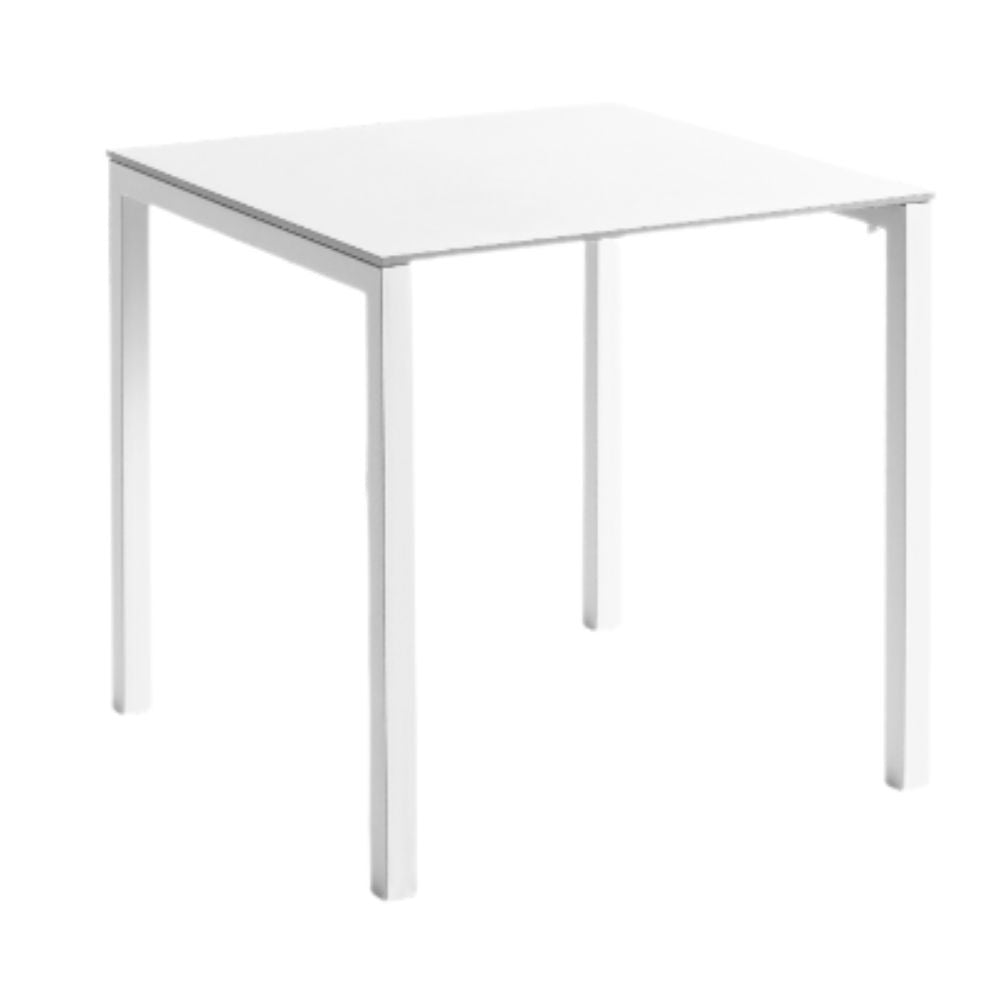 Mesa Comercial Baja para Cafeterías - LABENZE CLARO - Varios Colores - Cubierta Cuadrada y 4 Puntas Mesas Terrazas Áreas al Aire Libre Mobiliario Exterior Diseño Comodidad Ergonomía Materiales Resistentes Resistencia a la Intemperie Protección UV Durabilidad Estilo Moderno Minimalista Decoración Exterior Espacios al Aire Libre Jardines Balcones Patios Piscinas Restaurantes Bares Cafeterías Hoteles Eventos al Aire Libre Comprá Online Tiendas Especializadas Marcas Reconocidas Tendencias Innovación Tecnología