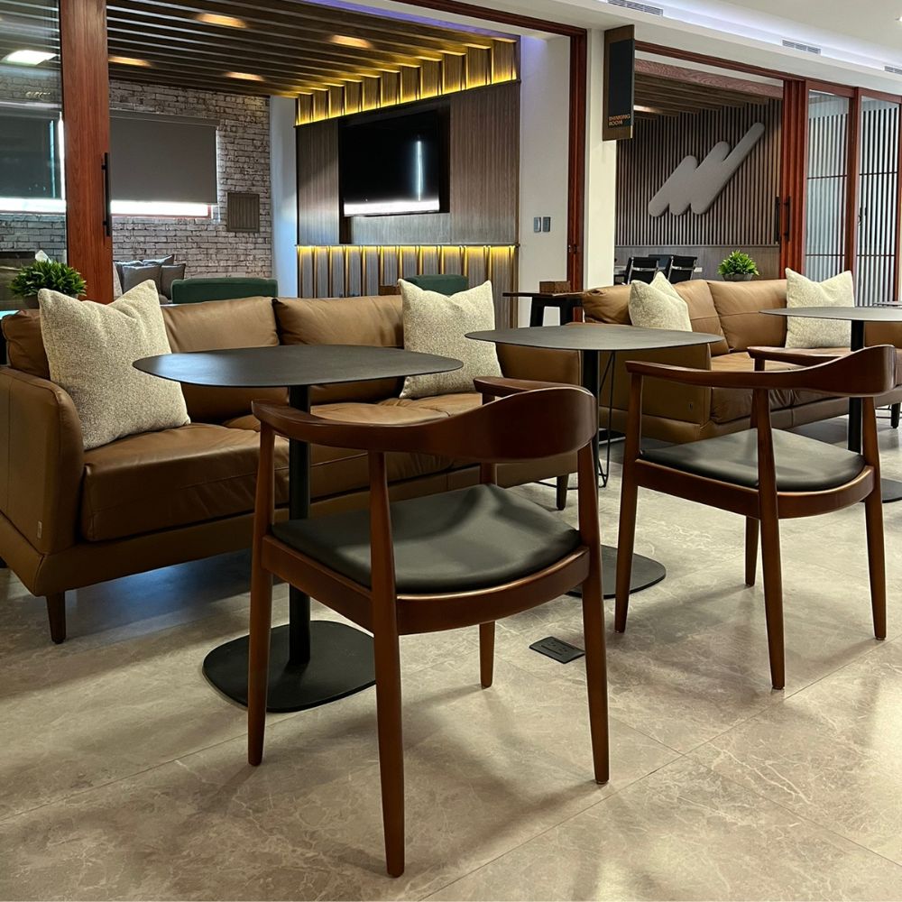 SILLA NOGAL BEAT SILLA MÓNACO | Silla Diseño Clásico Hotel | Asiento Tapizado | Varios Colores | Madera | Interior