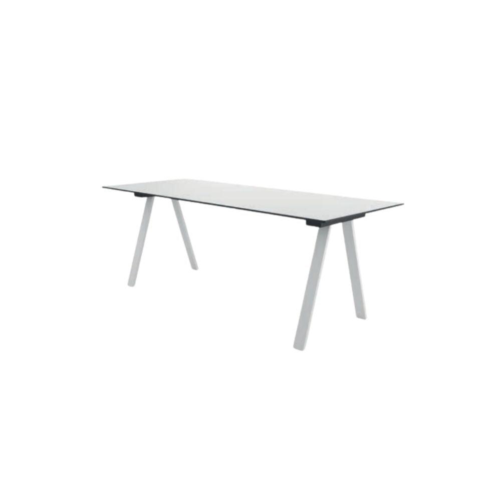 MESA COLOS VU B/R 2000 | Mesa Visitante Ocasional Bares Restaurantes Oficinas | 75 cm | Base de Metal Estructurada en Tripie | Varios Colores | Cubierta Multicapa Laminada en Alta Presión | Interior - VU B/R 2000 - Colos - NOGAL BEAT - Mesas