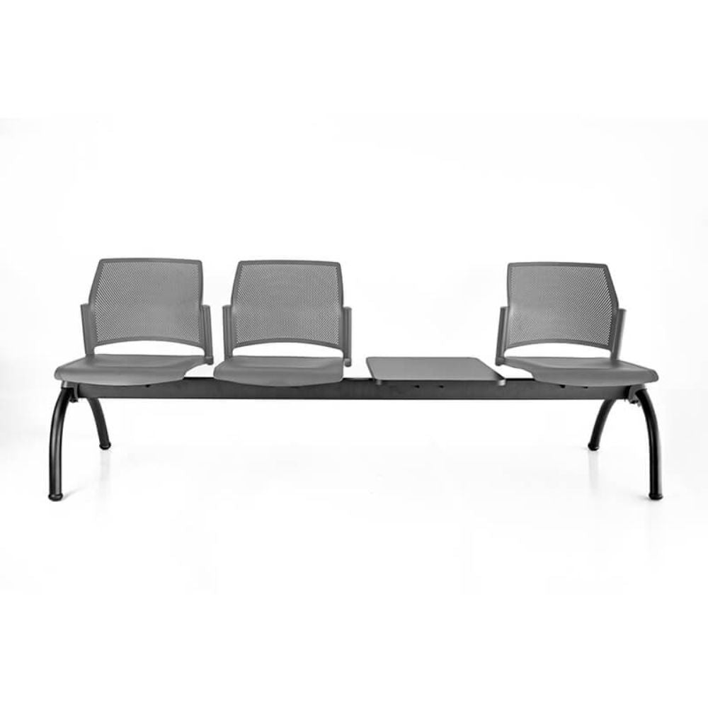 Banca para Sala de Espera 3 Plazas y Mesa - LABENZE REPLAY 108-6004M - Varios Colores - Respaldo Multiperforado y Estructura Negra Banca De Visita Para Oficina Banca Para Sala De Espera Banca Para Recepción Banca Para Sala De Juntas Banca Para Sala De Conferencias Banca Para Área De Espera Banca Para Sala De Reuniones Banca Para Oficina Minimalista Banca Para Oficina De Marketing Banca Para Oficina De Ventas Banco De Aeropuerto Banco De Estación De Tren Banco De Terminal De Autobús Banco De Gimnasio Banco D