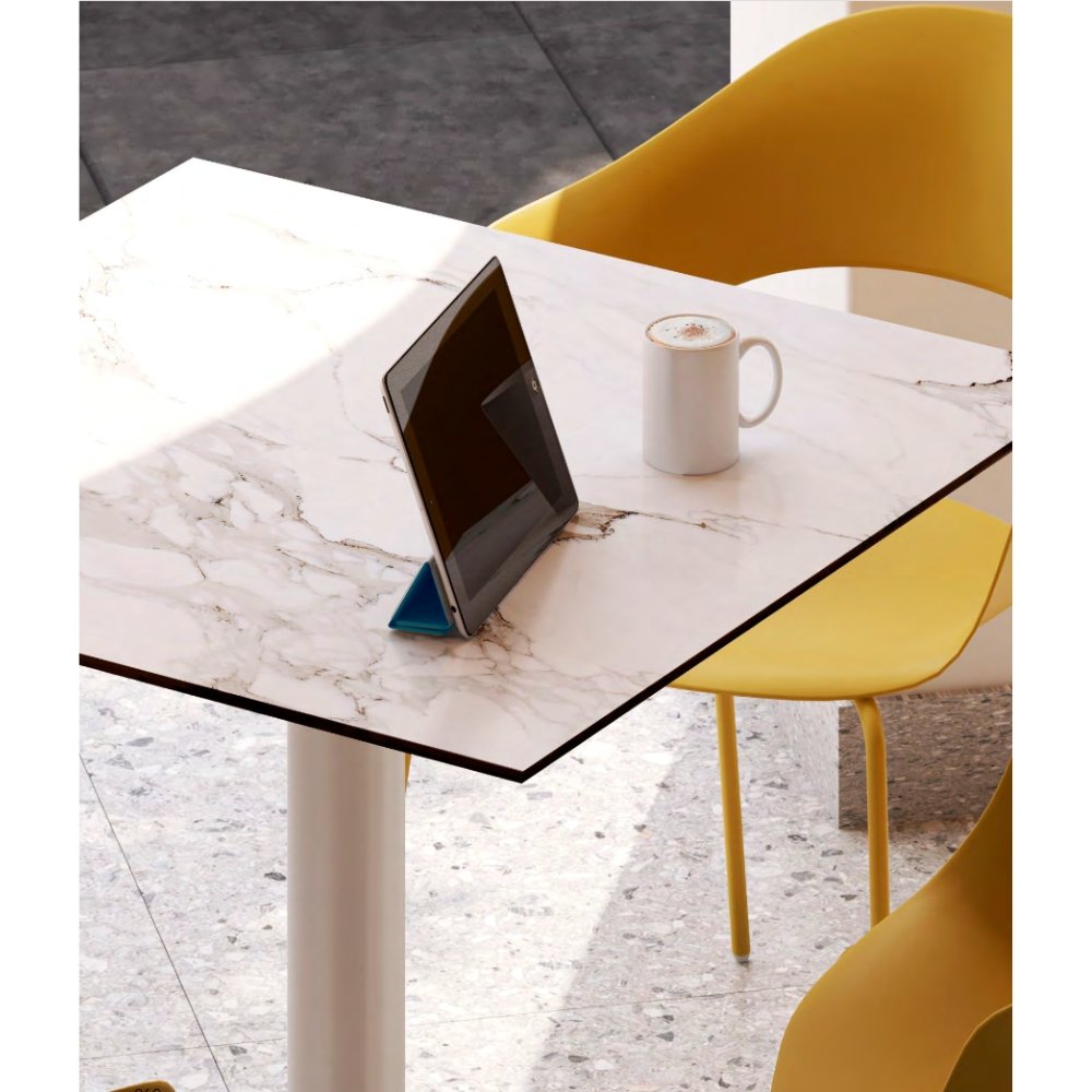 Cubierta Comercial para Mesas - LABENZE COMPACT 160-C9090 - Varios Colores - Cuadrada y Resistente a Rayaduras, Impactos y Rayos UV Cubierta Mesa Materiales Diseño Funcionalidad Estética Protección Resistencia Durabilidad Personalización Espacios Comerciales Restaurantes Bares Cafeterías Mesas de Trabajo Mesas de Comedor Mesas de Exterior Mesas de Interior Tendencias de Diseño Innovación Calidad Sostenibilidad Ergonomía Ambientes Comerciales Decoración Mobiliario Ambientada