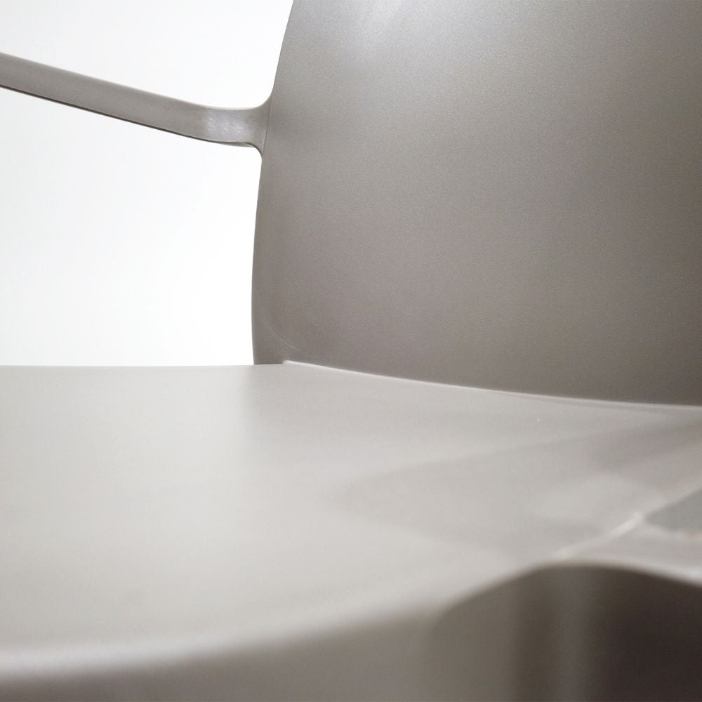 SILLA KINGSTRONG BIELLA CON SILLA KINGSTRONG BIELLA CON BRAZO SILL0024080 | Silla Comercial Ocasional | Descansa-Brazos | Interior