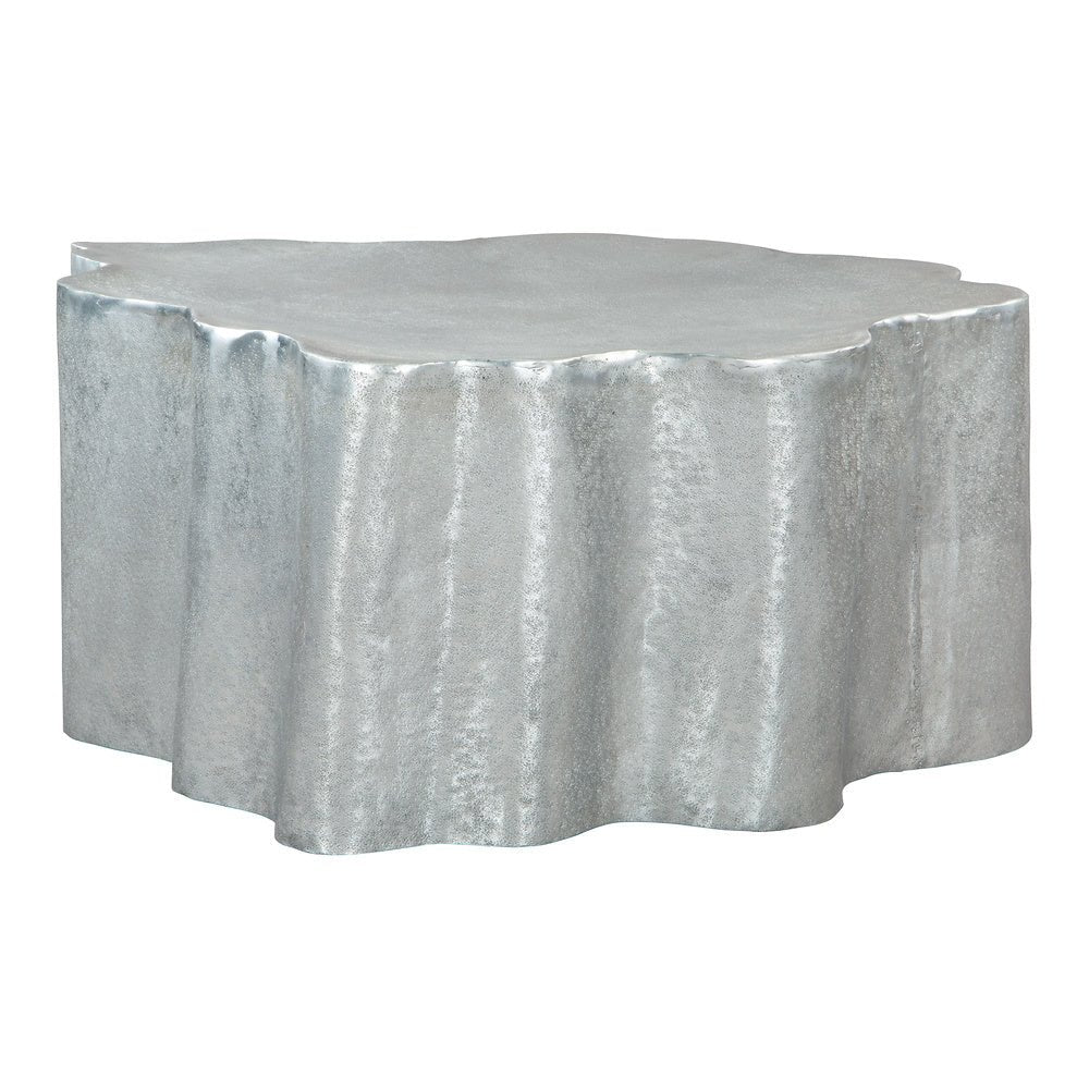 Mesa de Centro para Lounge - ZUO KORTHA - Plata Antigua - Estructura y Cubierta en Aluminio con Recubrimiento en Polvo - 109462 - Zuo - NOGAL BEAT - Mesa Comercial Interior