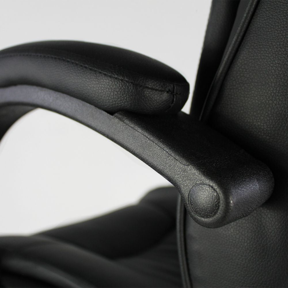 SILLA KINGSTRONG MOB-1097 Granada SILL0903522 | Silla Ejecutiva Uso de Oficina | Base Estrella Giratoria | Tapizado Tela | Interior | Poliuretano Alto Respaldo Tela Tipo “PU” Acero Cromado Soporte Lumbar Descansabrazos y base tipo estrella cromada Estrella con Rodajas Negra Para Buena Postura Base Pistón Neumático Palanca Reguladora Comodidad Buen Diseño Oficina Home Office Corporativo Rodajas de Nylon Comodidad Espacio de Trabajo Respaldo con doble acojinamiento Reclinable Moderno Mundo In