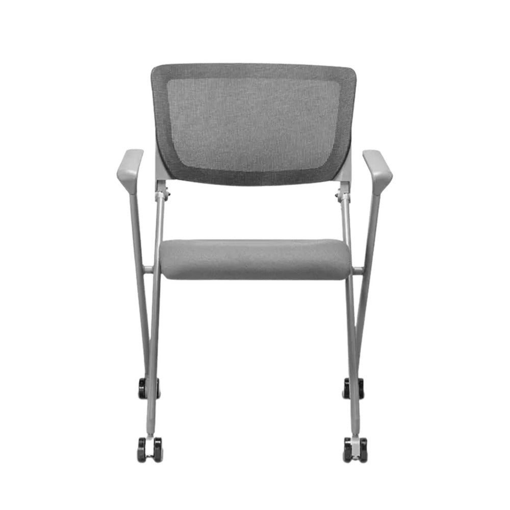 Silla multifuncional Requiez Skip RE-685 con respaldo en mesh, asiento abatible, descansabrazos y base con rodajas